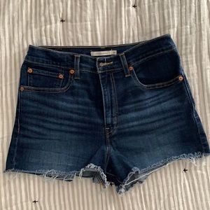 Levi’s high rise women’s shorts